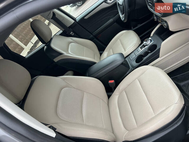 Серый Форд Эскейп, объемом двигателя 1.5 л и пробегом 66 тыс. км за 17800 $, фото 37 на Automoto.ua