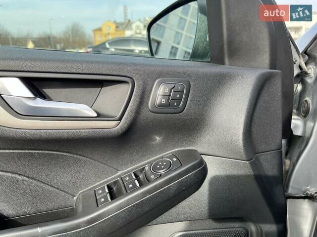 Серый Форд Эскейп, объемом двигателя 1.5 л и пробегом 125 тыс. км за 18500 $, фото 17 на Automoto.ua