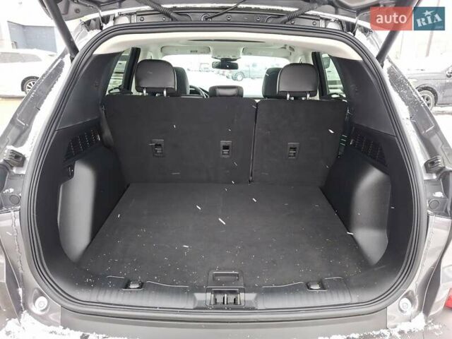 Серый Форд Эскейп, объемом двигателя 2 л и пробегом 37 тыс. км за 11000 $, фото 6 на Automoto.ua