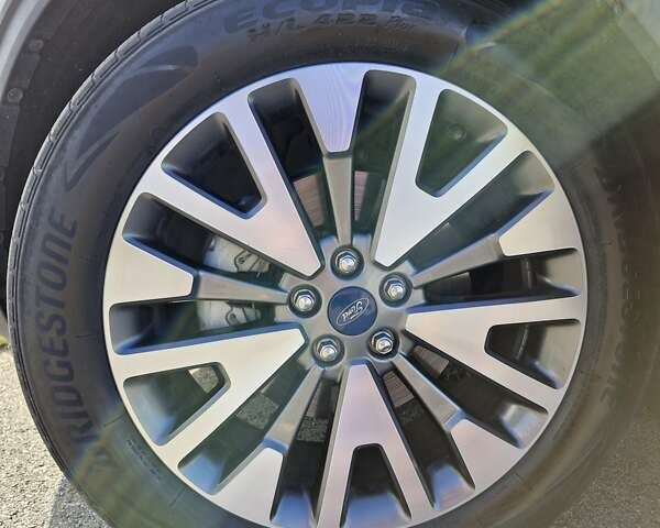 Серый Форд Эскейп, объемом двигателя 2.49 л и пробегом 108 тыс. км за 22000 $, фото 53 на Automoto.ua