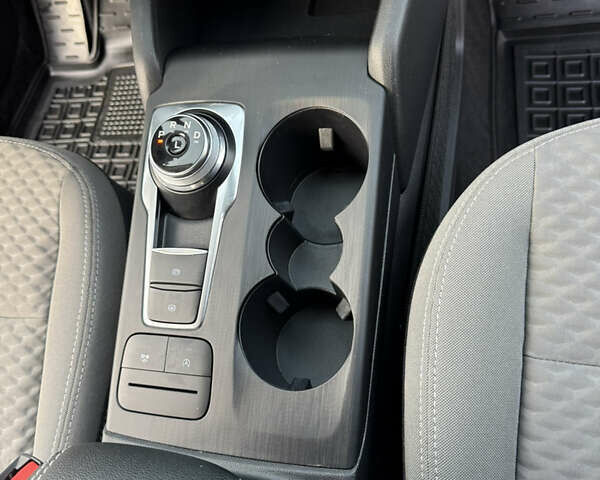 Серый Форд Эскейп, объемом двигателя 1.5 л и пробегом 44 тыс. км за 16800 $, фото 16 на Automoto.ua