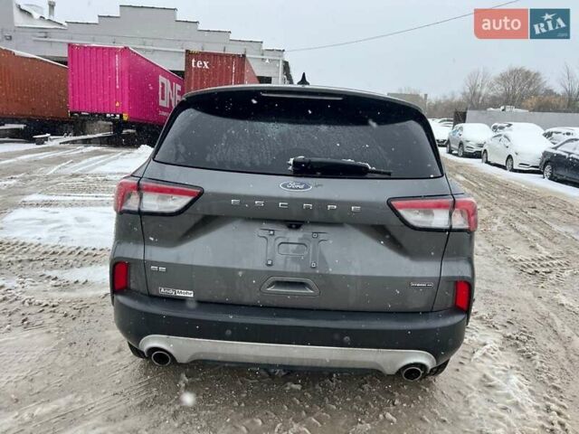 Серый Форд Эскейп, объемом двигателя 2.5 л и пробегом 125 тыс. км за 17290 $, фото 2 на Automoto.ua