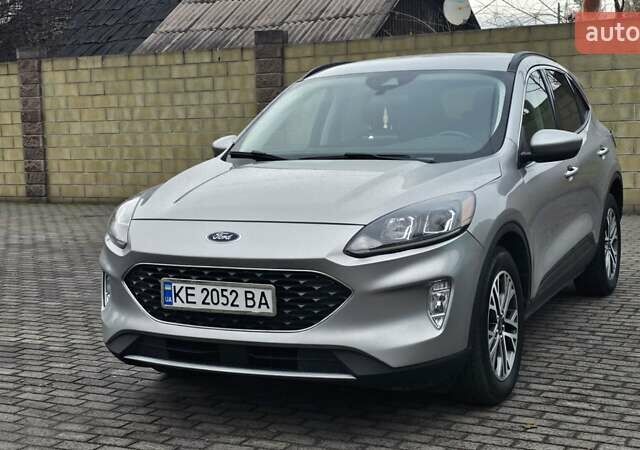 Серый Форд Эскейп, объемом двигателя 2.49 л и пробегом 142 тыс. км за 19800 $, фото 2 на Automoto.ua