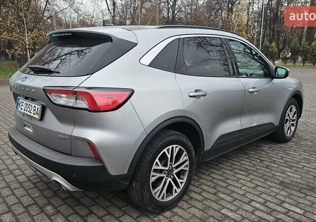 Серый Форд Эскейп, объемом двигателя 2.49 л и пробегом 142 тыс. км за 19800 $, фото 7 на Automoto.ua