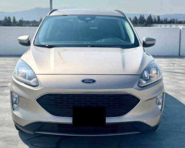 Серый Форд Эскейп, объемом двигателя 2.5 л и пробегом 45 тыс. км за 5500 $, фото 2 на Automoto.ua