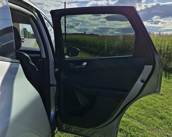 Серый Форд Эскейп, объемом двигателя 2.49 л и пробегом 108 тыс. км за 22000 $, фото 34 на Automoto.ua