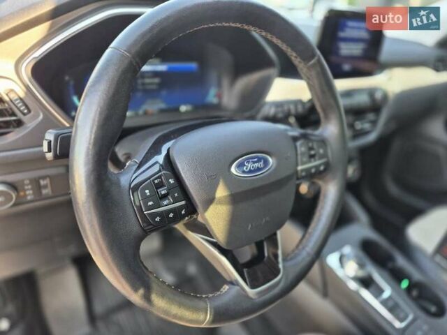 Серый Форд Эскейп, объемом двигателя 2.5 л и пробегом 66 тыс. км за 21900 $, фото 26 на Automoto.ua