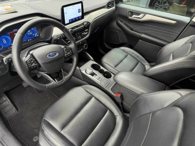 Серый Форд Эскейп, объемом двигателя 2.5 л и пробегом 80 тыс. км за 21900 $, фото 10 на Automoto.ua