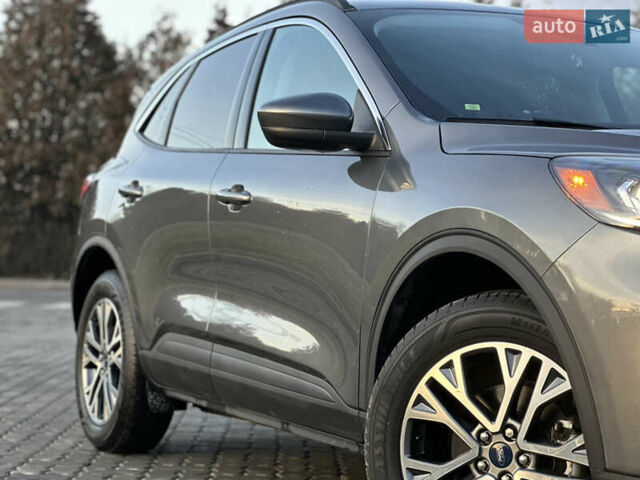 Сірий Форд Ескейп, об'ємом двигуна 2.5 л та пробігом 70 тис. км за 22999 $, фото 21 на Automoto.ua