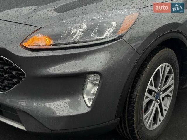Сірий Форд Ескейп, об'ємом двигуна 2.5 л та пробігом 80 тис. км за 20999 $, фото 13 на Automoto.ua