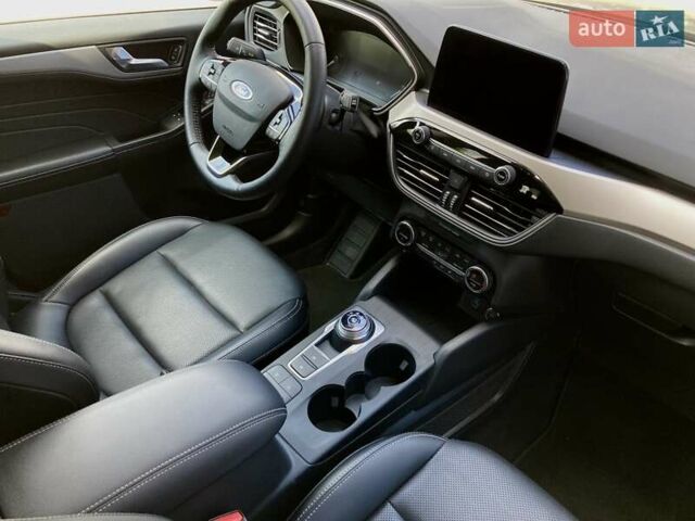 Серый Форд Эскейп, объемом двигателя 1.5 л и пробегом 20 тыс. км за 19999 $, фото 17 на Automoto.ua