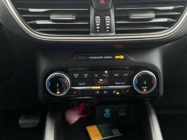 Серый Форд Эскейп, объемом двигателя 2.5 л и пробегом 136 тыс. км за 23290 $, фото 17 на Automoto.ua