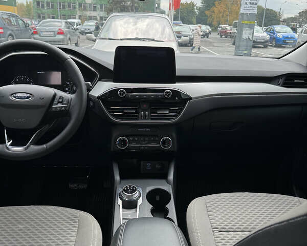 Серый Форд Эскейп, объемом двигателя 1.5 л и пробегом 10 тыс. км за 21500 $, фото 14 на Automoto.ua