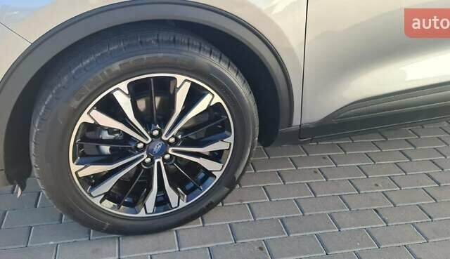 Серый Форд Эскейп, объемом двигателя 2.49 л и пробегом 124 тыс. км за 20700 $, фото 10 на Automoto.ua