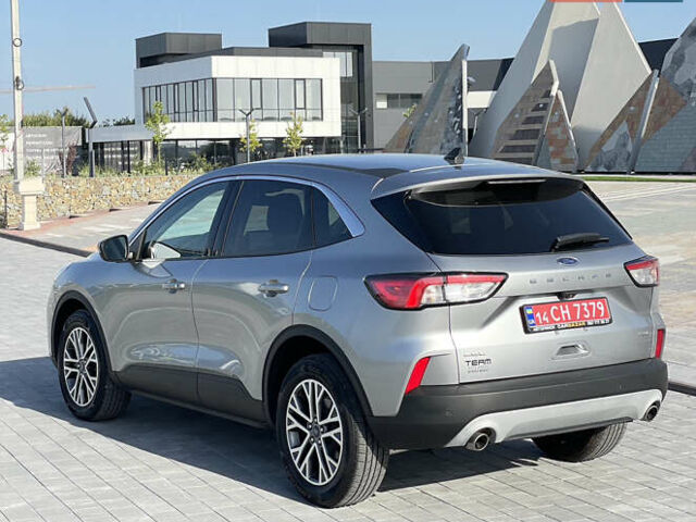 Серый Форд Эскейп, объемом двигателя 2 л и пробегом 99 тыс. км за 18900 $, фото 10 на Automoto.ua