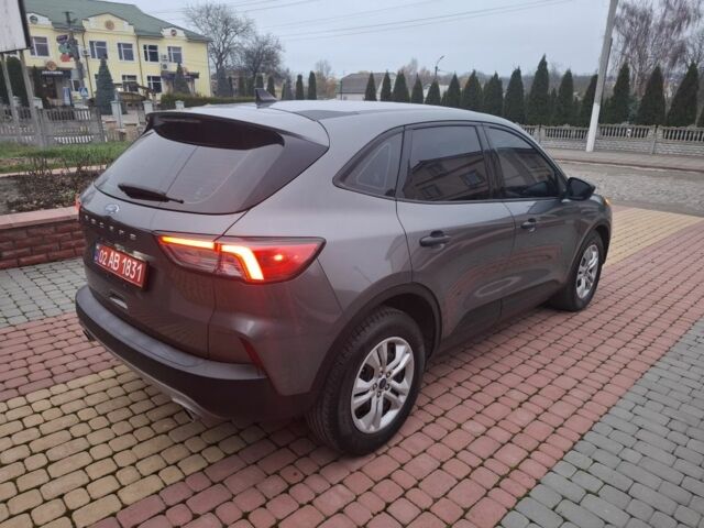 Серый Форд Эскейп, объемом двигателя 1.5 л и пробегом 63 тыс. км за 15000 $, фото 5 на Automoto.ua