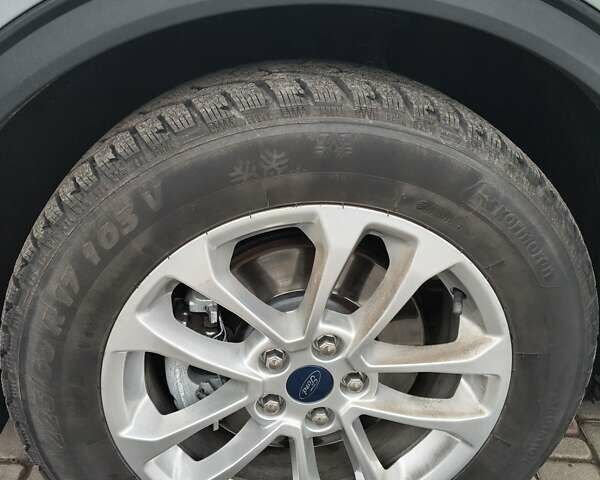 Серый Форд Эскейп, объемом двигателя 1.5 л и пробегом 89 тыс. км за 17300 $, фото 6 на Automoto.ua