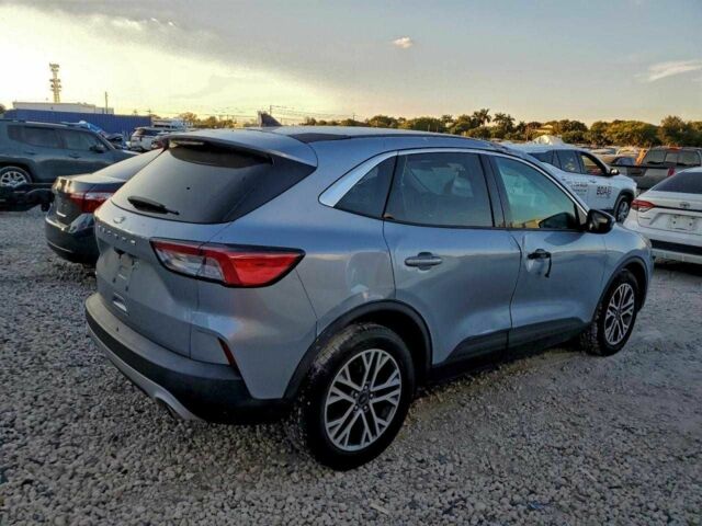 Серый Форд Эскейп, объемом двигателя 1.5 л и пробегом 55 тыс. км за 4500 $, фото 2 на Automoto.ua