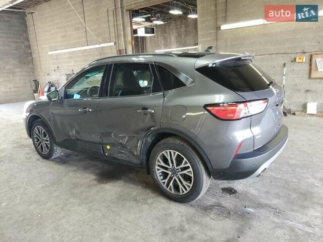 Серый Форд Эскейп, объемом двигателя 0 л и пробегом 32 тыс. км за 9396 $, фото 3 на Automoto.ua