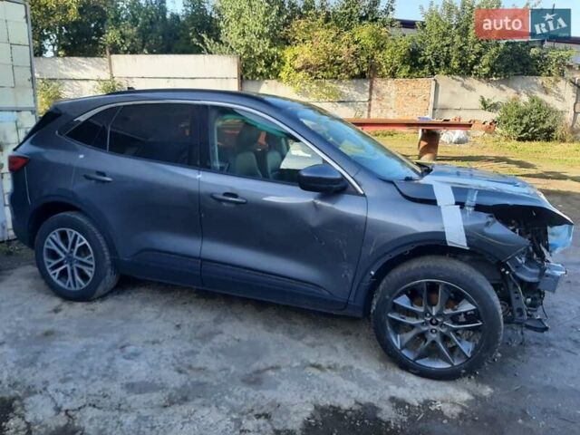 Сірий Форд Ескейп, об'ємом двигуна 2 л та пробігом 130 тис. км за 10500 $, фото 5 на Automoto.ua