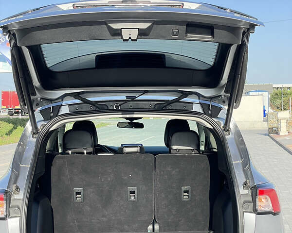 Серый Форд Эскейп, объемом двигателя 2 л и пробегом 99 тыс. км за 18900 $, фото 24 на Automoto.ua