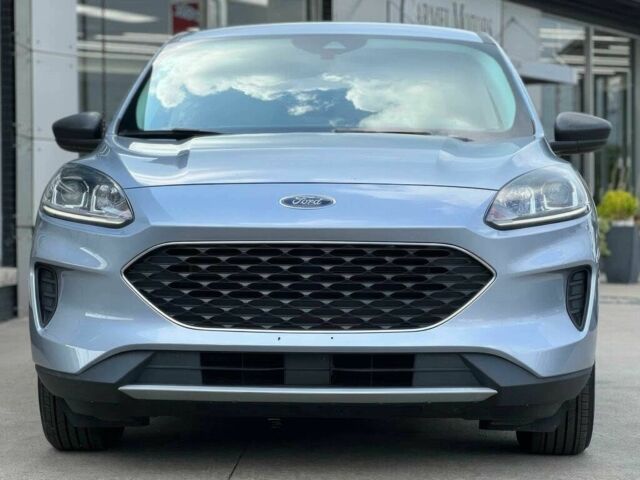 Серый Форд Эскейп, объемом двигателя 2.5 л и пробегом 16 тыс. км за 9000 $, фото 1 на Automoto.ua