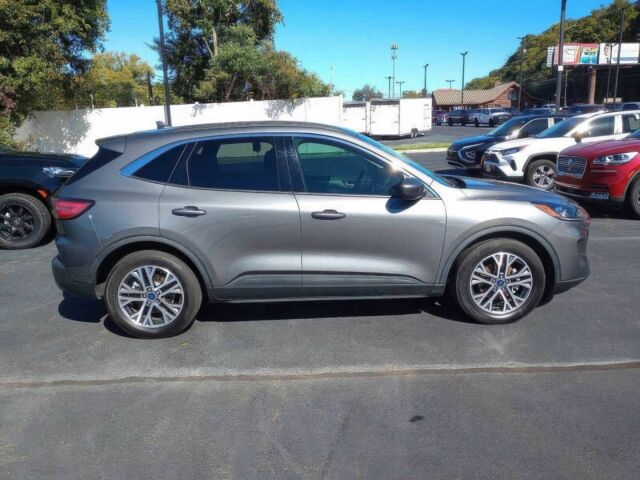 Сірий Форд Ескейп, об'ємом двигуна 2.5 л та пробігом 13 тис. км за 12500 $, фото 3 на Automoto.ua