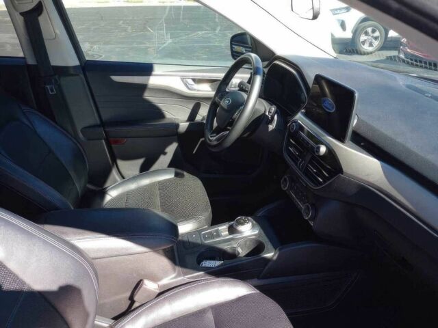 Сірий Форд Ескейп, об'ємом двигуна 2.5 л та пробігом 13 тис. км за 12500 $, фото 6 на Automoto.ua