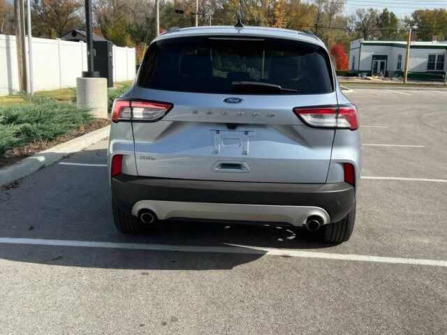 Сірий Форд Ескейп, об'ємом двигуна 1.5 л та пробігом 16 тис. км за 6700 $, фото 4 на Automoto.ua