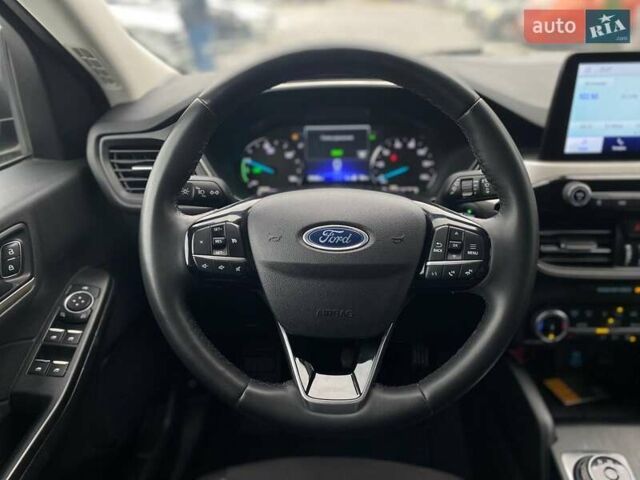 Серый Форд Эскейп, объемом двигателя 2.49 л и пробегом 136 тыс. км за 22290 $, фото 40 на Automoto.ua