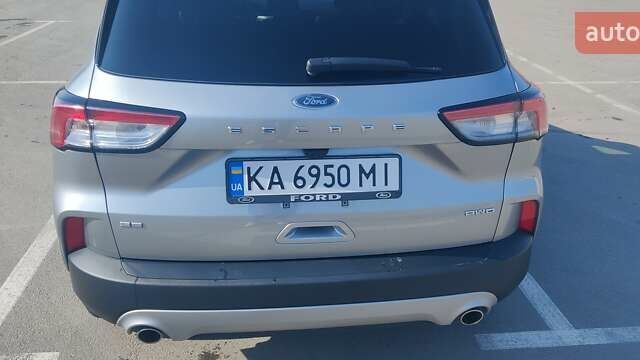 Серый Форд Эскейп, объемом двигателя 1.5 л и пробегом 27 тыс. км за 20000 $, фото 7 на Automoto.ua