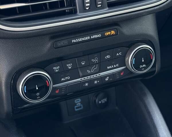 Серый Форд Эскейп, объемом двигателя 2.49 л и пробегом 41 тыс. км за 22500 $, фото 7 на Automoto.ua