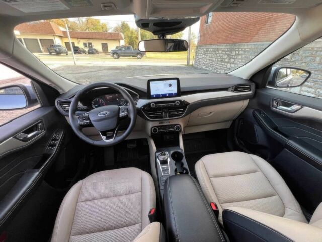 Сірий Форд Ескейп, об'ємом двигуна 1.5 л та пробігом 16 тис. км за 6700 $, фото 7 на Automoto.ua