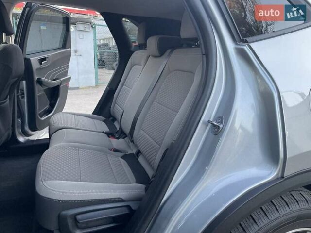 Серый Форд Эскейп, объемом двигателя 2.49 л и пробегом 124 тыс. км за 20700 $, фото 22 на Automoto.ua