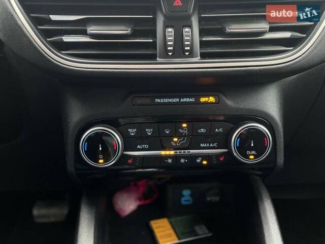 Серый Форд Эскейп, объемом двигателя 2.49 л и пробегом 136 тыс. км за 23290 $, фото 37 на Automoto.ua