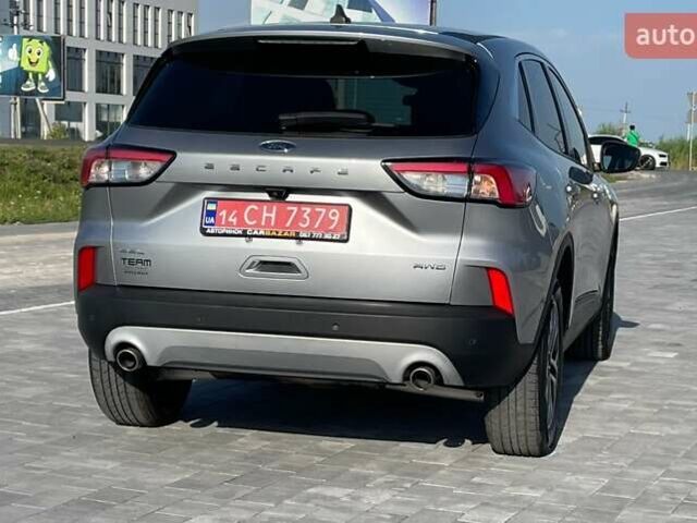 Серый Форд Эскейп, объемом двигателя 2 л и пробегом 99 тыс. км за 18900 $, фото 8 на Automoto.ua