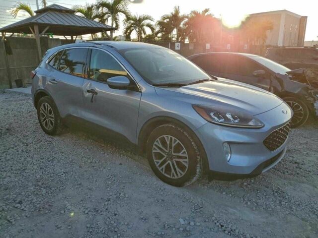 Серый Форд Эскейп, объемом двигателя 1.5 л и пробегом 55 тыс. км за 4500 $, фото 3 на Automoto.ua