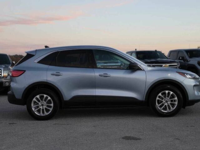 Сірий Форд Ескейп, об'ємом двигуна 1.5 л та пробігом 23 тис. км за 12900 $, фото 3 на Automoto.ua