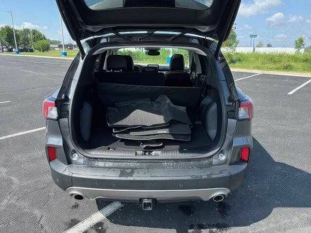 Сірий Форд Ескейп, об'ємом двигуна 2.5 л та пробігом 43 тис. км за 12200 $, фото 7 на Automoto.ua