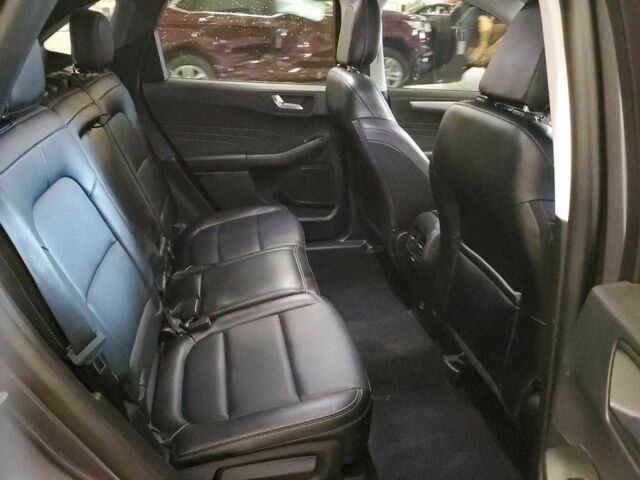 Сірий Форд Ескейп, об'ємом двигуна 1.5 л та пробігом 39 тис. км за 4500 $, фото 10 на Automoto.ua