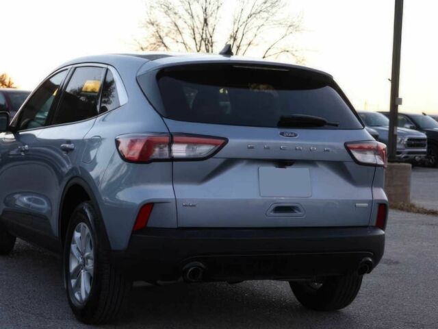 Сірий Форд Ескейп, об'ємом двигуна 1.5 л та пробігом 23 тис. км за 12900 $, фото 7 на Automoto.ua