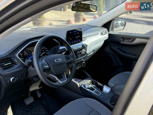 Серый Форд Эскейп, объемом двигателя 2.5 л и пробегом 3 тыс. км за 22900 $, фото 11 на Automoto.ua