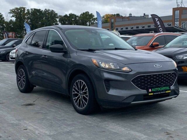 Серый Форд Эскейп, объемом двигателя 2.5 л и пробегом 136 тыс. км за 23290 $, фото 2 на Automoto.ua