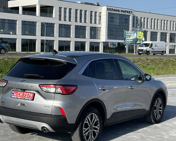 Серый Форд Эскейп, объемом двигателя 2 л и пробегом 99 тыс. км за 18900 $, фото 7 на Automoto.ua