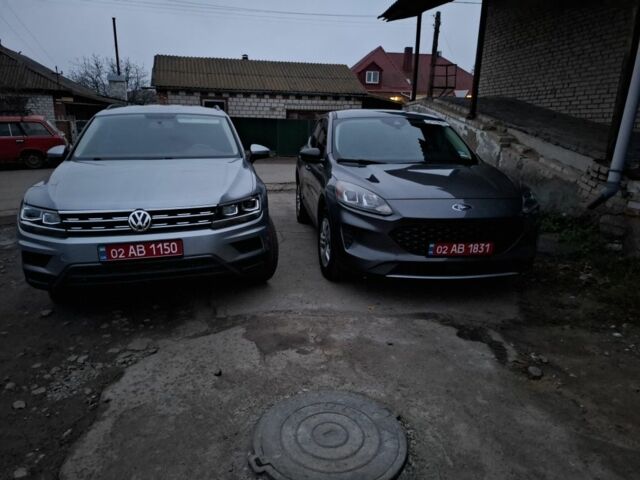 Серый Форд Эскейп, объемом двигателя 1.5 л и пробегом 63 тыс. км за 15000 $, фото 17 на Automoto.ua