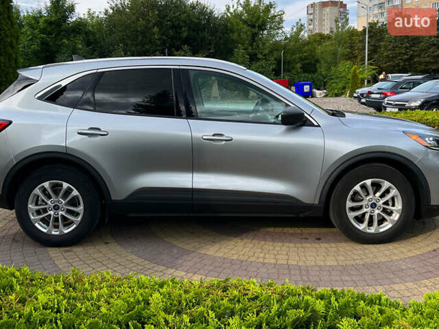 Сірий Форд Ескейп, об'ємом двигуна 1.5 л та пробігом 58 тис. км за 17800 $, фото 7 на Automoto.ua