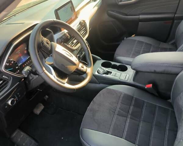 Сірий Форд Ескейп, об'ємом двигуна 2.5 л та пробігом 137 тис. км за 22200 $, фото 1 на Automoto.ua