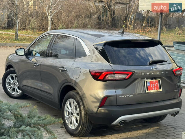 Серый Форд Эскейп, объемом двигателя 2.5 л и пробегом 19 тыс. км за 26700 $, фото 8 на Automoto.ua