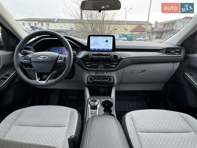 Серый Форд Эскейп, объемом двигателя 2.5 л и пробегом 19 тыс. км за 24900 $, фото 62 на Automoto.ua