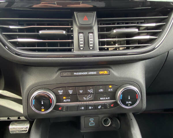 Серый Форд Эскейп, объемом двигателя 2.5 л и пробегом 9 тыс. км за 27900 $, фото 33 на Automoto.ua